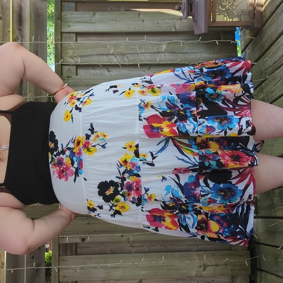 Flower Skirt - Picture 2 of 12